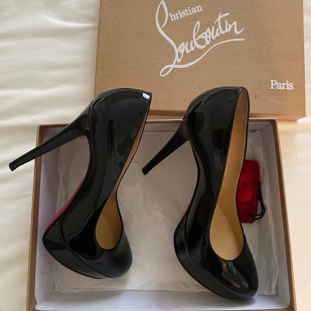 Christian Louboutin Bianca 140